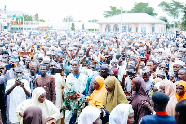 Assurance auto voiture de sport : combien cela coûte ?