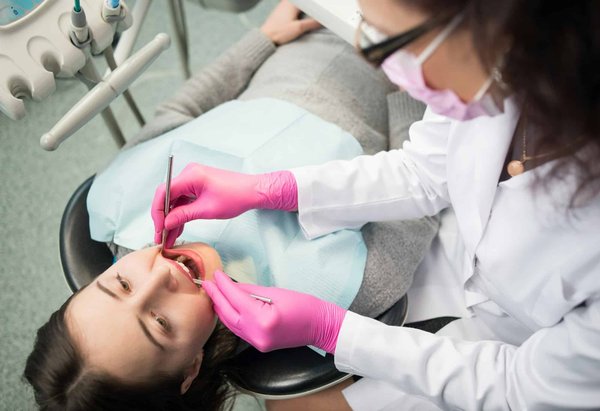 Urgence dentaire : les qualités d'un bon dentiste